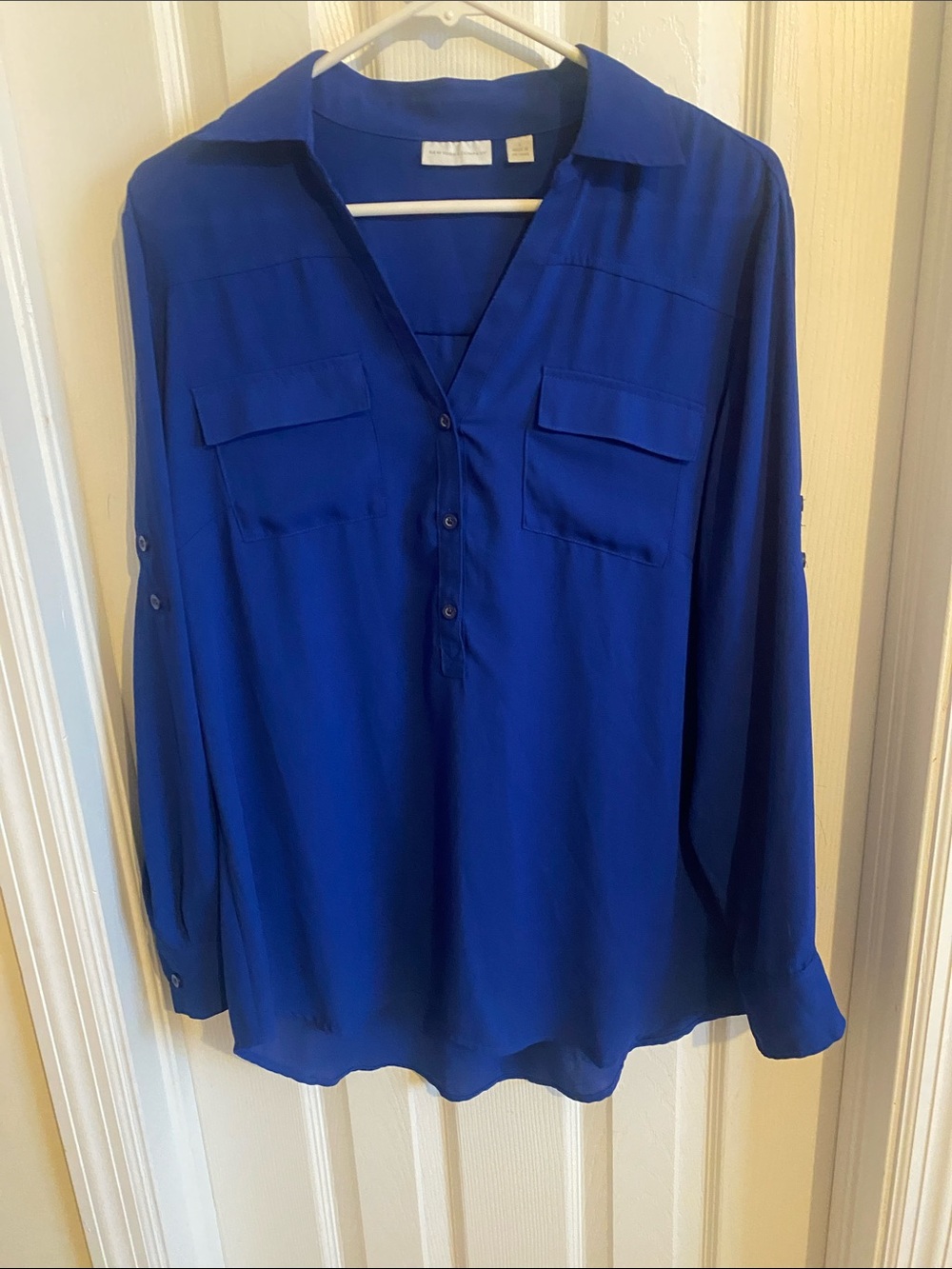 New York & Company Royal Blue Long-Sleeve Button-Front Blouse